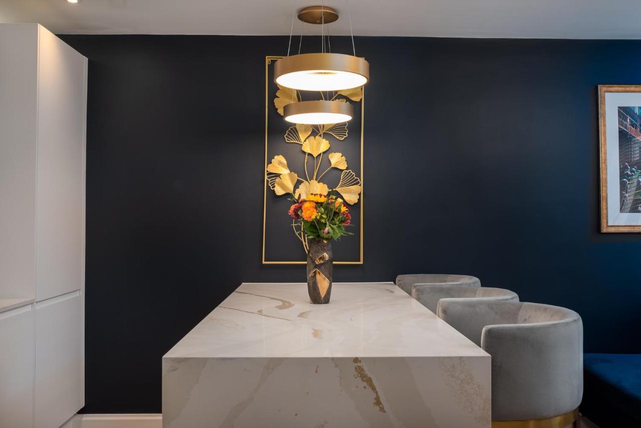 London'S Modern Nuance Apartment - Battersea Esterno foto