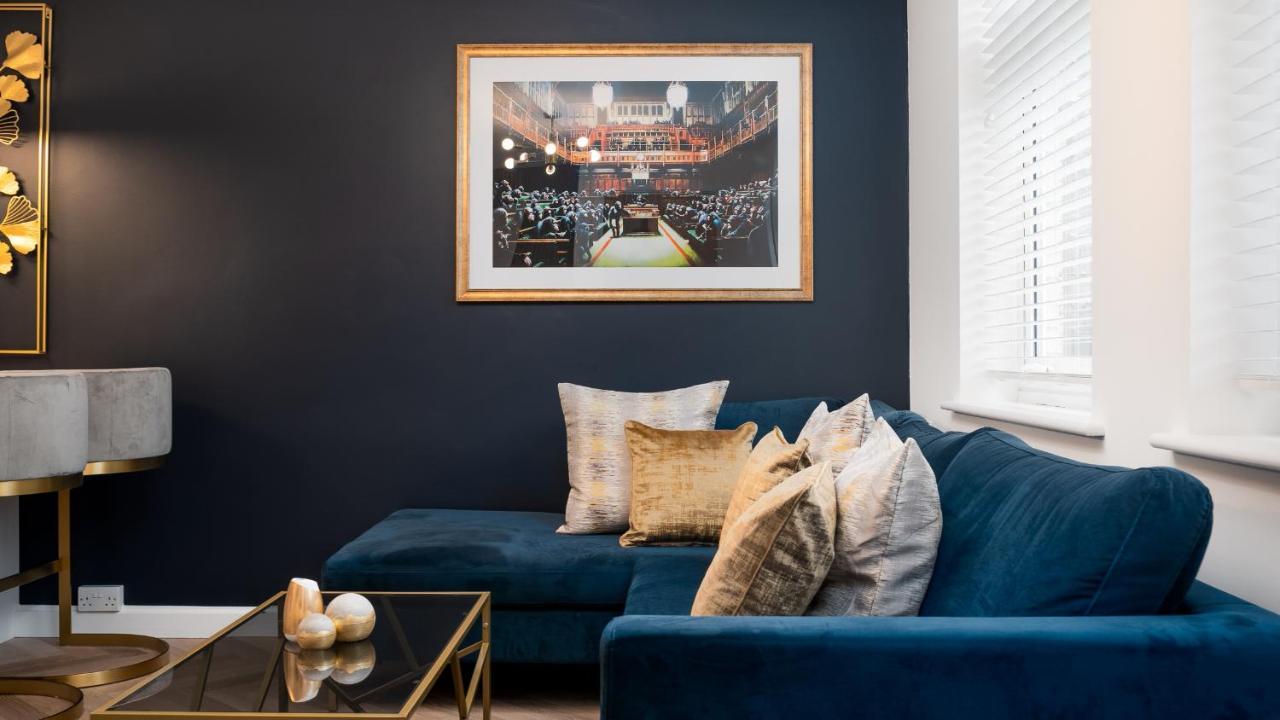 London'S Modern Nuance Apartment - Battersea Esterno foto